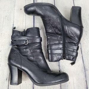 BORN | Chyler leather side zip heeled boots